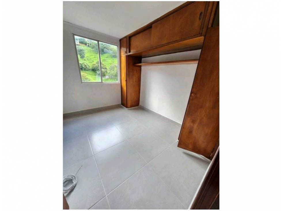 ACOGEDOR APARTAMENTO EN BELÉN RODEO ALTO RAYO DEL SOL — foto 6