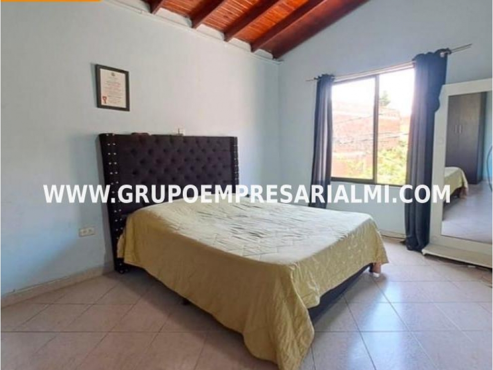 ACOGEDORA CASA BIFAMILIAR EN VENTA - SECTOR SAN GABRIEL COD: 31536 — foto 6