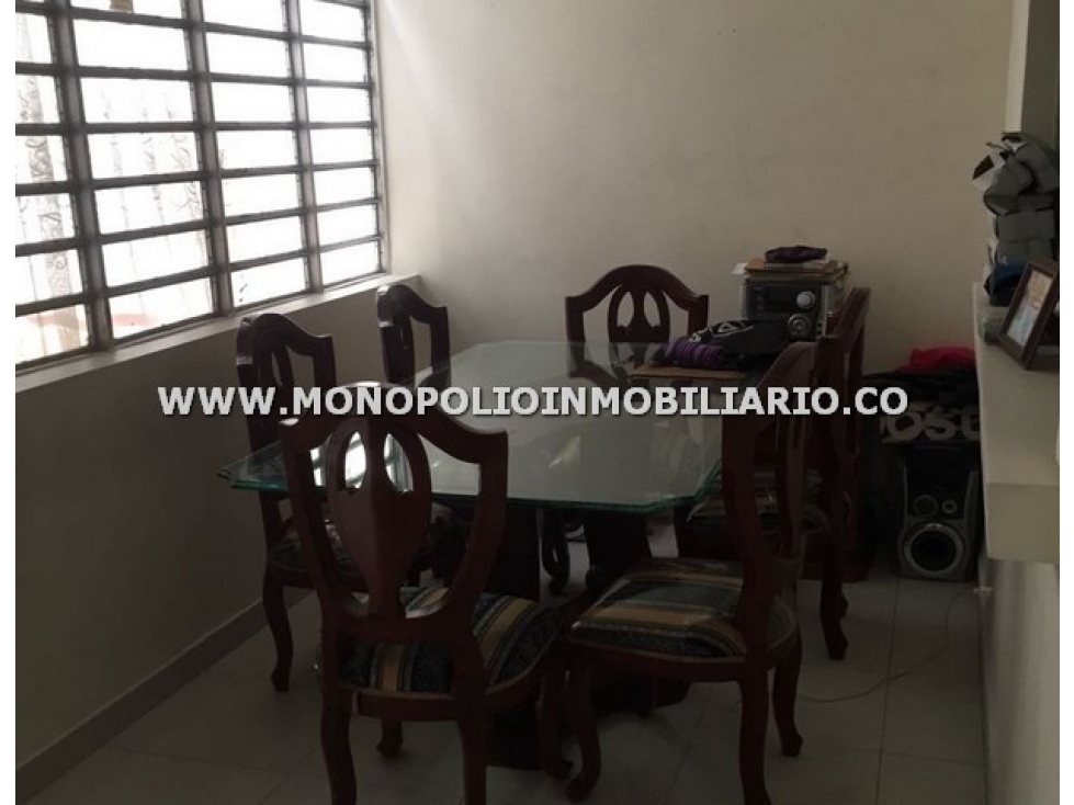 ACOGEDORA CASA BIFAMILIAR EN VENTA - SECTOR EL ESTADIO COD: 15370 — foto 3