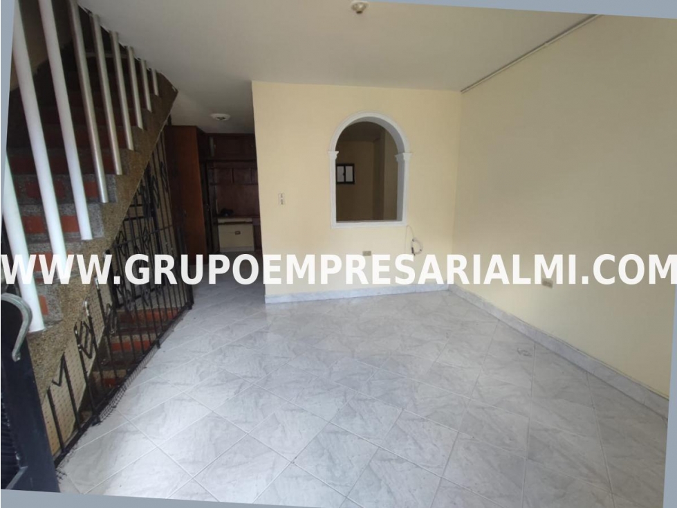 ACOGEDORA CASA BIFAMILIAR EN VENTA - SECTOR MANRIQUE COD: 32345 — foto 6