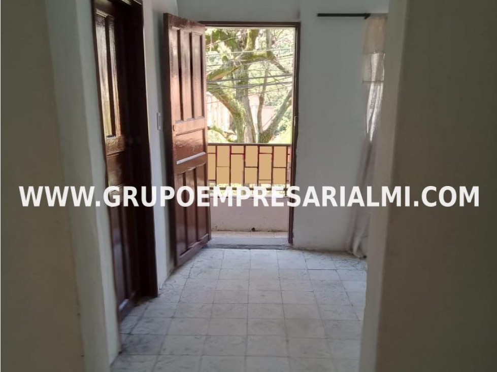 ACOGEDORA CASA BIFAMILIAR EN VENTA - SECTOR SAN JAVIER COD: 33148 — foto 6