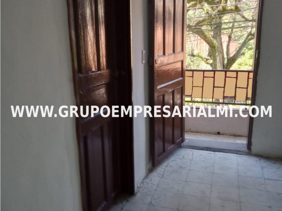 ACOGEDORA CASA BIFAMILIAR EN VENTA - SECTOR SAN JAVIER COD: 33148 — foto 5