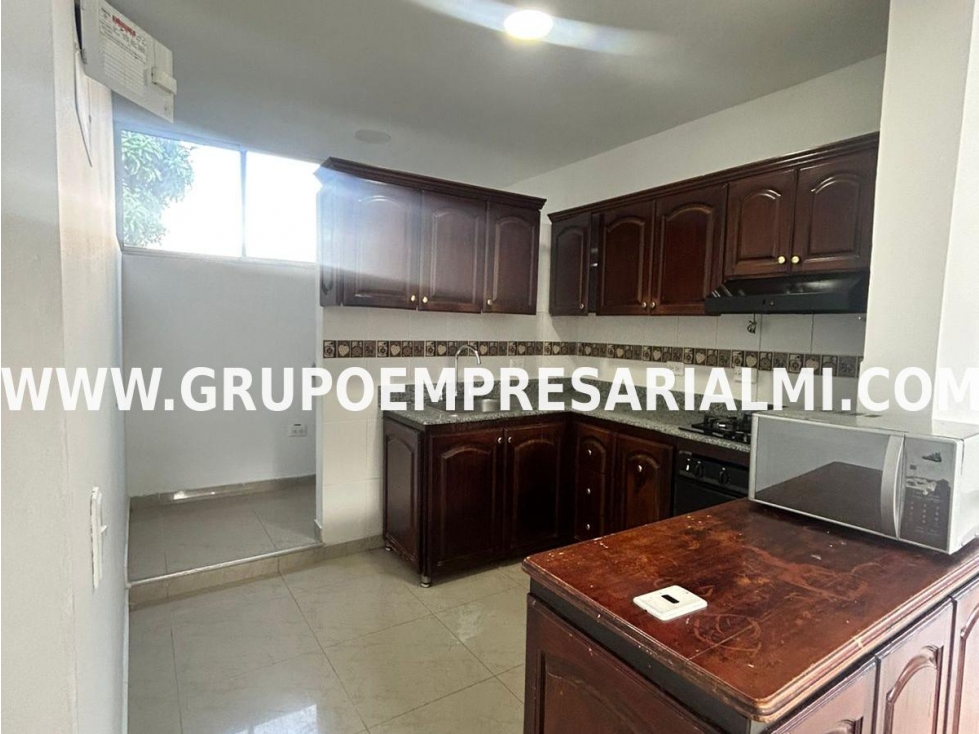 ACOGEDORA CASA BIFAMILIAR EN VENTA - SECTOR ZÚÑIGA COD: 33267 — foto 3