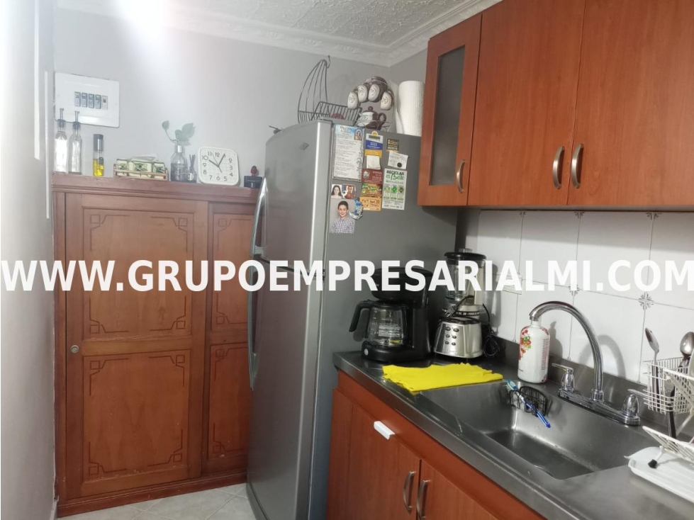 ACOGEDORA CASA EN VENTA - SECTOR LA CABAÑITA COD: 30377 - 3