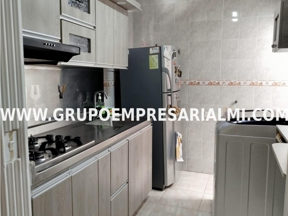 ACOGEDORA CASA EN VENTA - SECTOR SURAMÉRICA COD: 31430 - 5