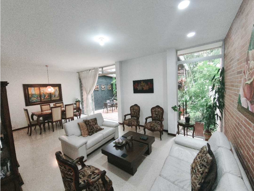 Acogedora Casa Envig El atravesado 250m2 1700 Mill