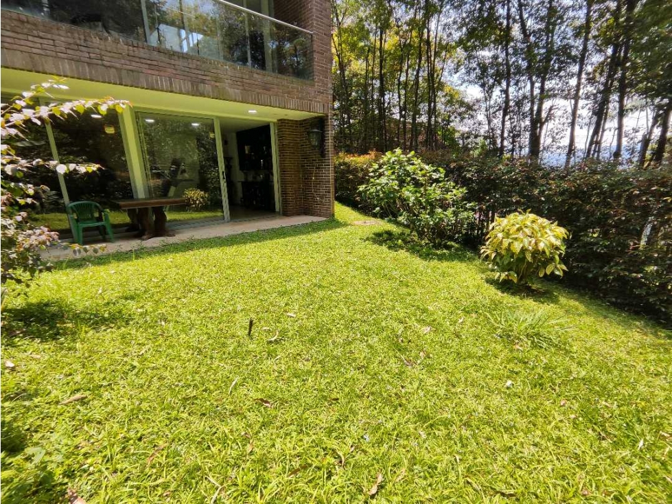 Acogedora Casa Envig Montessori 338m2 2200 Mill — foto 3