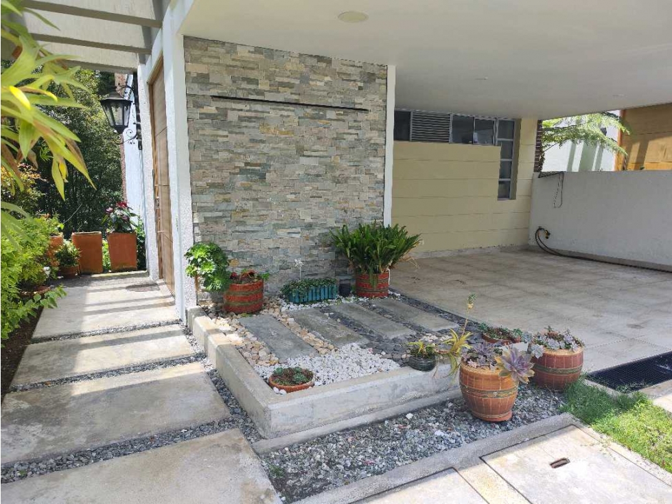 Acogedora Casa Envig Montessori 338m2 2200 Mill — foto 6