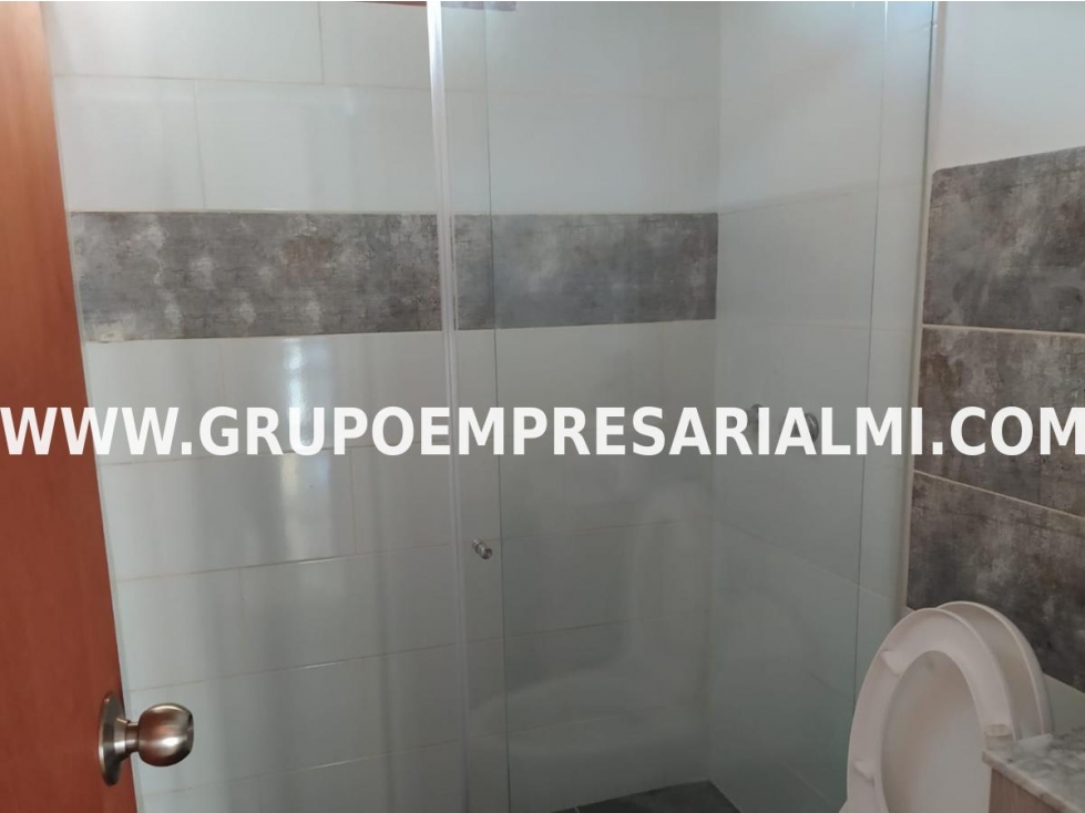 ACOGEDORA CASA LOTE EN VENTA - SECTOR SANTA ELENA COD: 32225 — foto 5