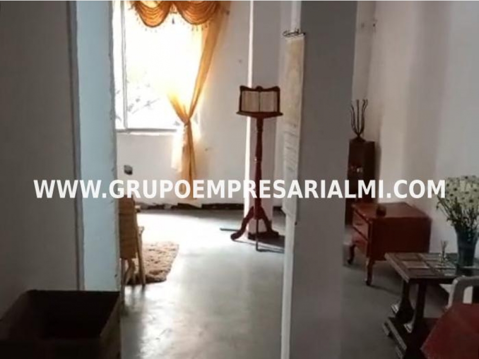 ACOGEDORA CASA UNIFAMILIAR EN VENTA - SECTOR TRAPICHE COD: 32367 — foto 2
