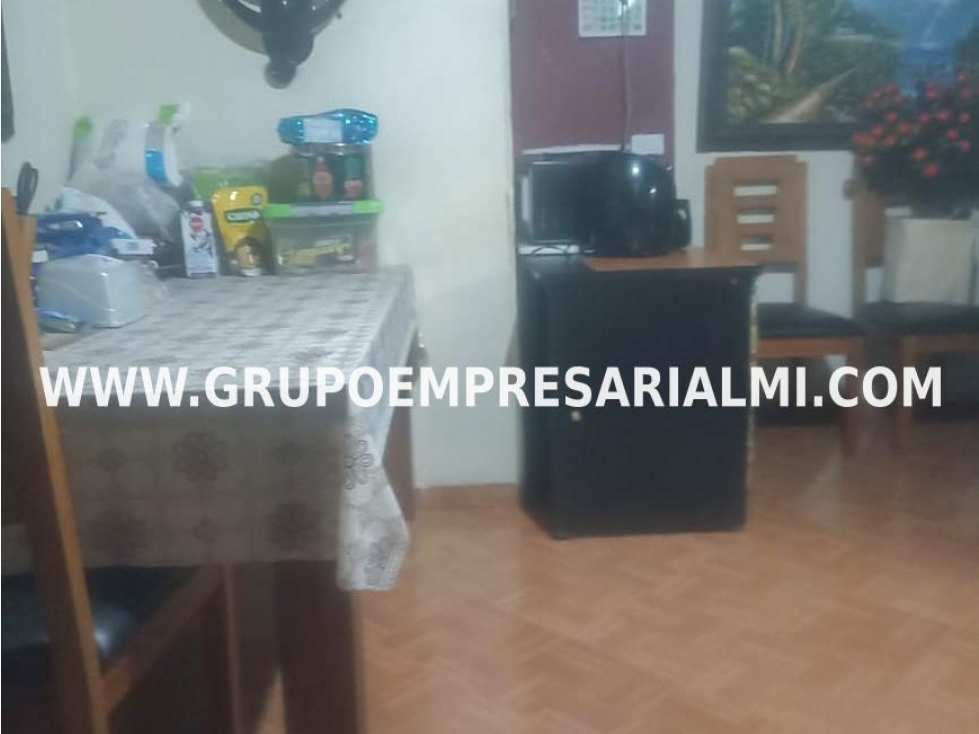 ACOGEDORA CASA UNIFAMILIAR EN VENTA SALVADOR COD: 32635 — foto 2