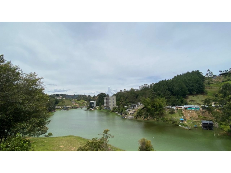 Acogedora finca en El Peñol con acceso a la represa — foto 6