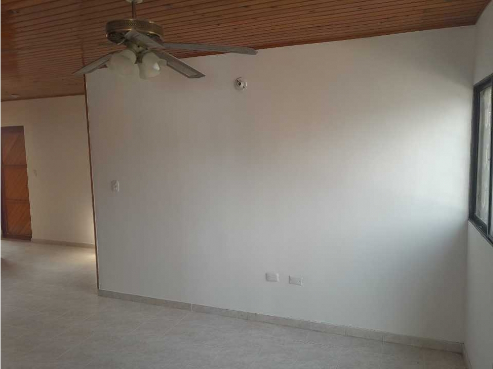 Acogedor apartamento en piso 3, vía peatonal ancha, la concepción 5 - 6