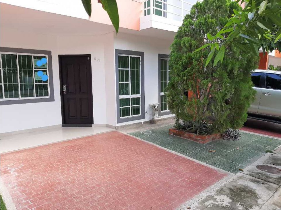 Acogedora casa de 2 pisos conjunto cerrado el nogal