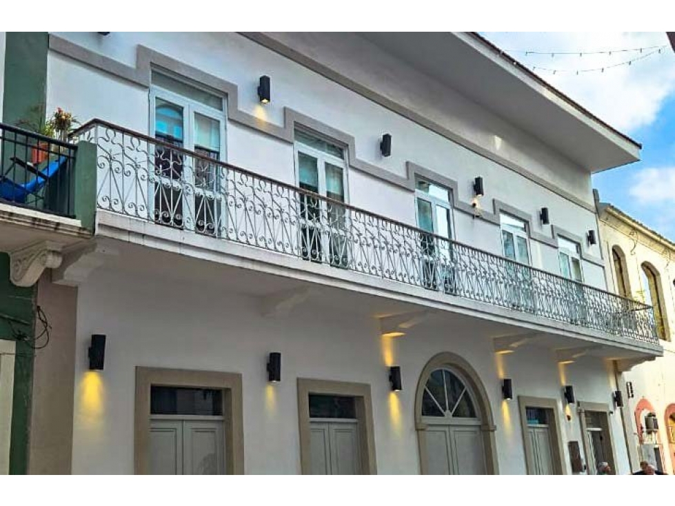 Edificio con terrazas en venta en Casco Antiguo — foto 2