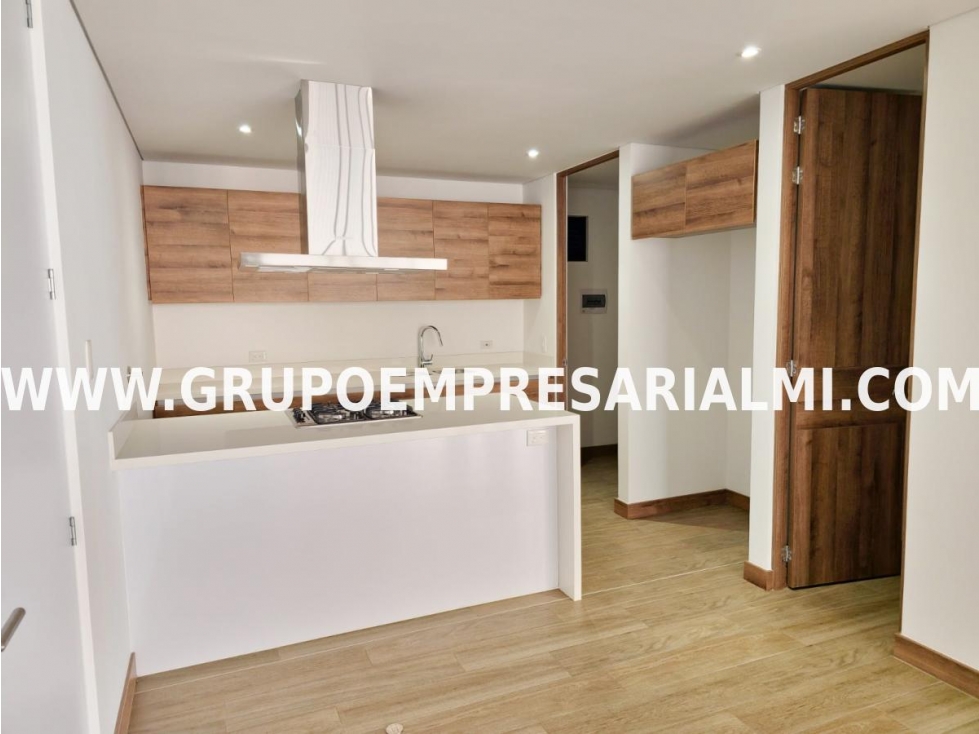 AGRADABLE APARTAESTUDIO EN ARRIENDO - SECTOR CIUDAD DEL RÍO COD: 31292 — foto 3