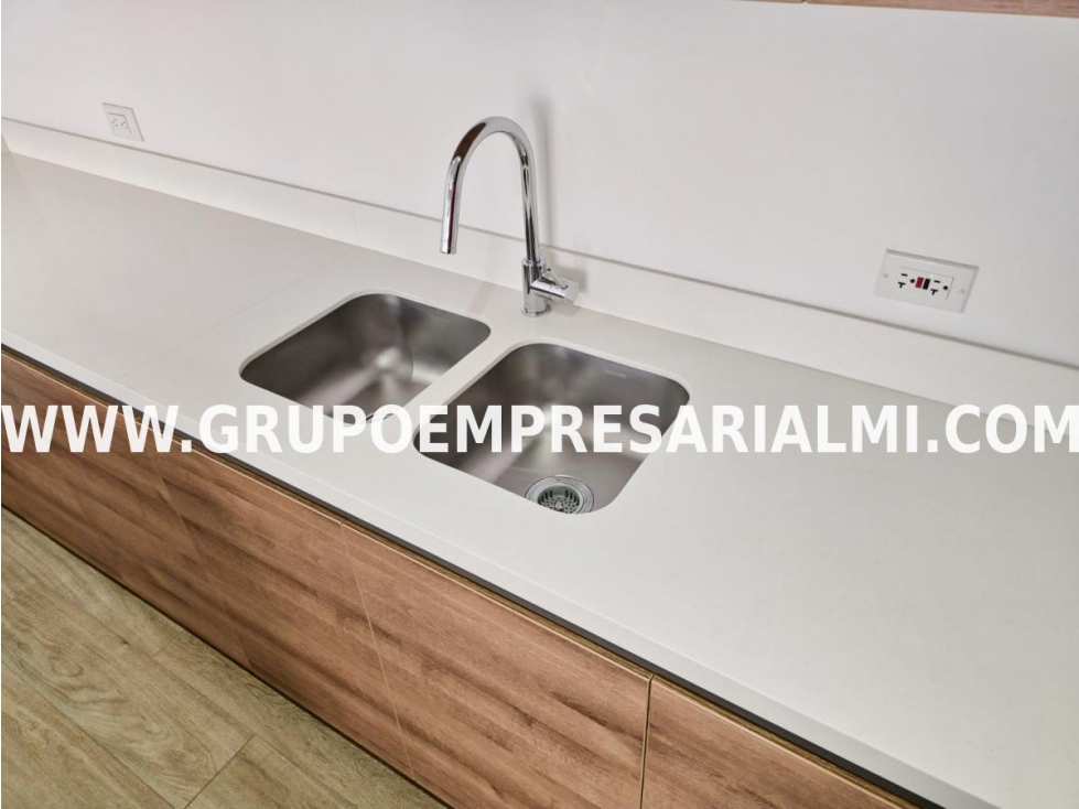 AGRADABLE APARTAESTUDIO EN ARRIENDO - SECTOR CIUDAD DEL RÍO COD: 31292 — foto 6