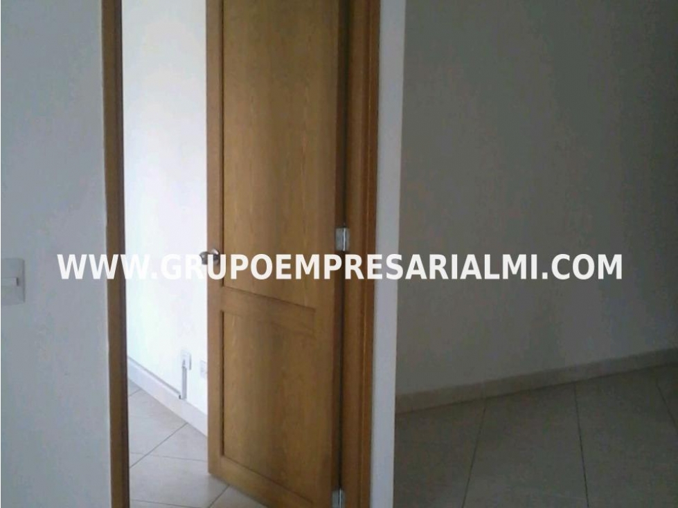 AGRADABLE APARTAESTUDIO EN ARRIENDO - SECTOR LOS ALCÁZARES COD: 32702 — foto 4