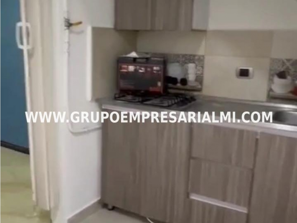 AGRADABLE APARTAESTUDIO EN ARRIENDO - SECTOR VILLA HERMOSA COD: 32772 — foto 3