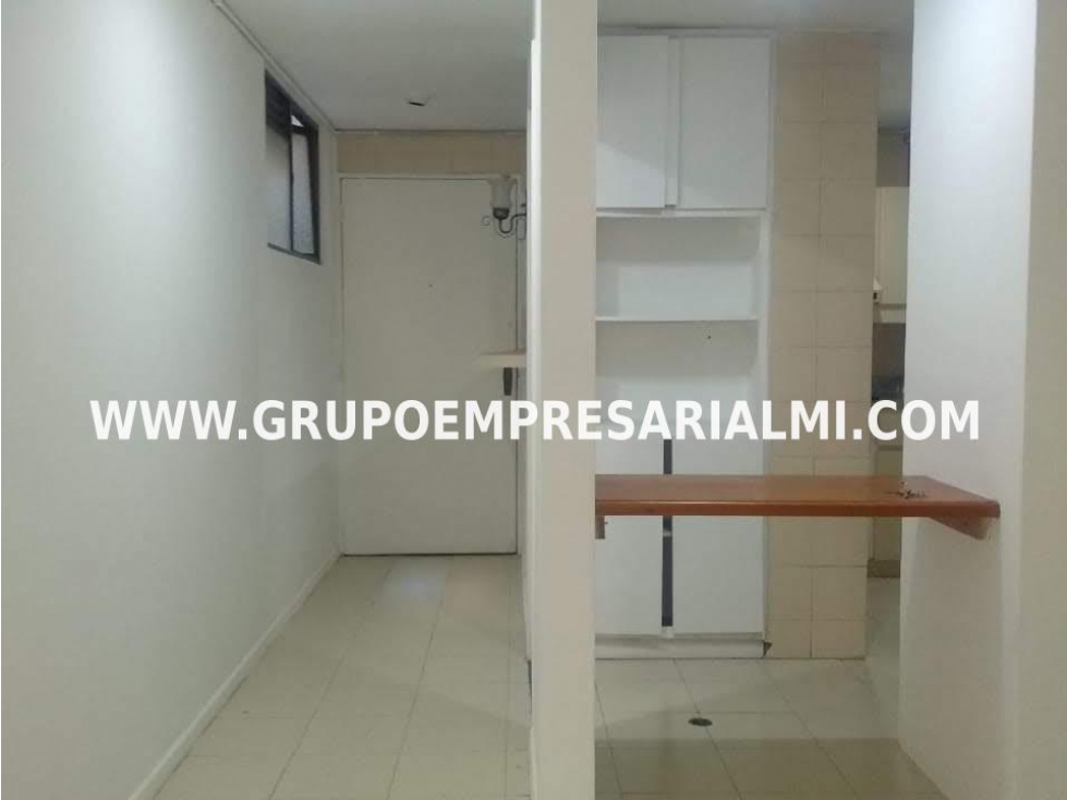 AGRADABLE APARTAESTUDIO EN VENTA - SECTOR ESTADIO COD: 32915