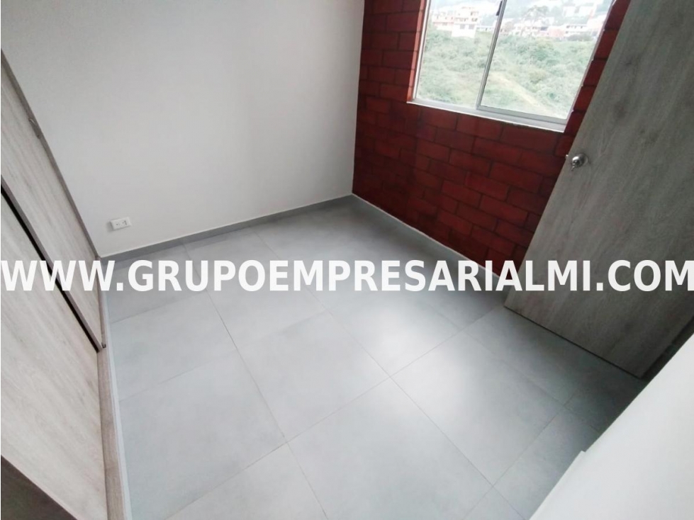 AGRADABLE APARTAMENTO EN ARRIENDO - SECTOR CALASANZ COD: 31038 — foto 6