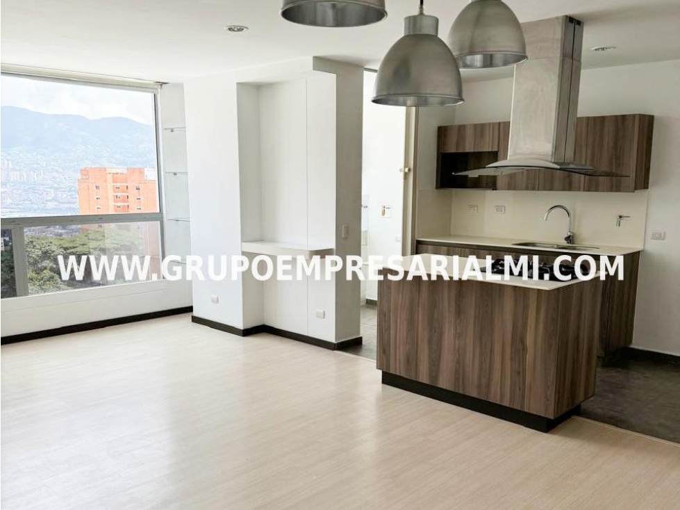 AGRADABLE APARTAMENTO EN ARRIENDO - SECTOR EL ESMERALDAL COD: 31497