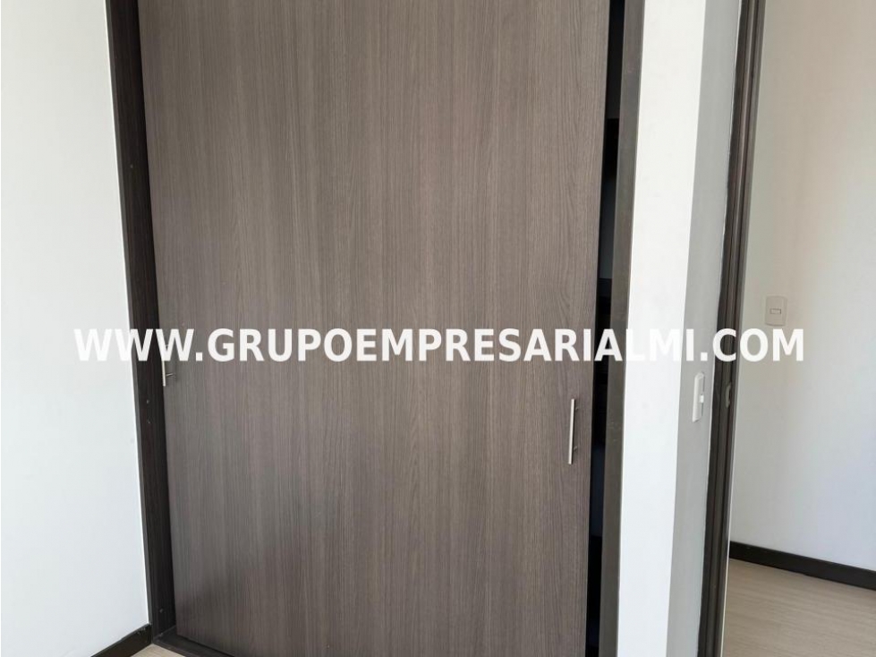 AGRADABLE APARTAMENTO EN ARRIENDO - SECTOR EL ESMERALDAL COD: 31497 — foto 6
