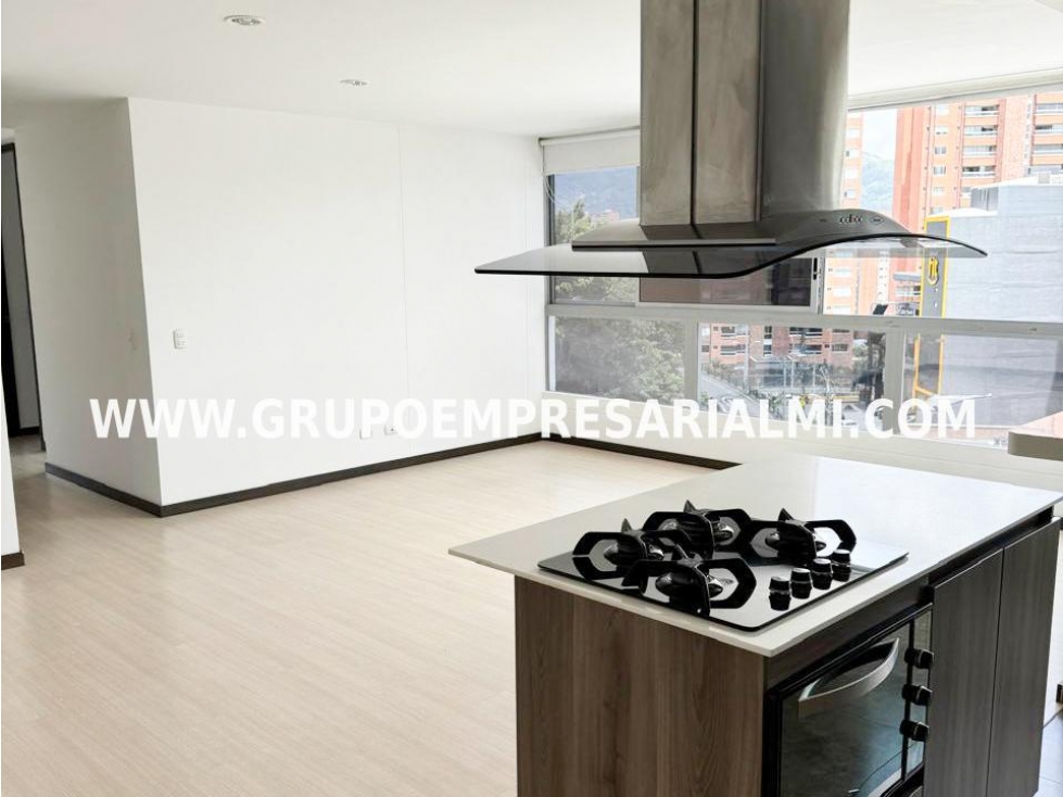 AGRADABLE APARTAMENTO EN ARRIENDO - SECTOR EL ESMERALDAL COD: 31497 — foto 3