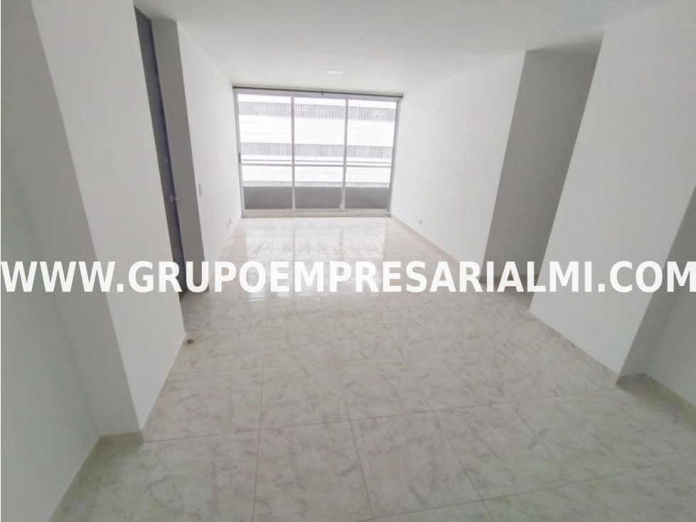 AGRADABLE APARTAMENTO EN ARRIENDO - SECTOR CIUDAD DEL RÍO COD: 31148