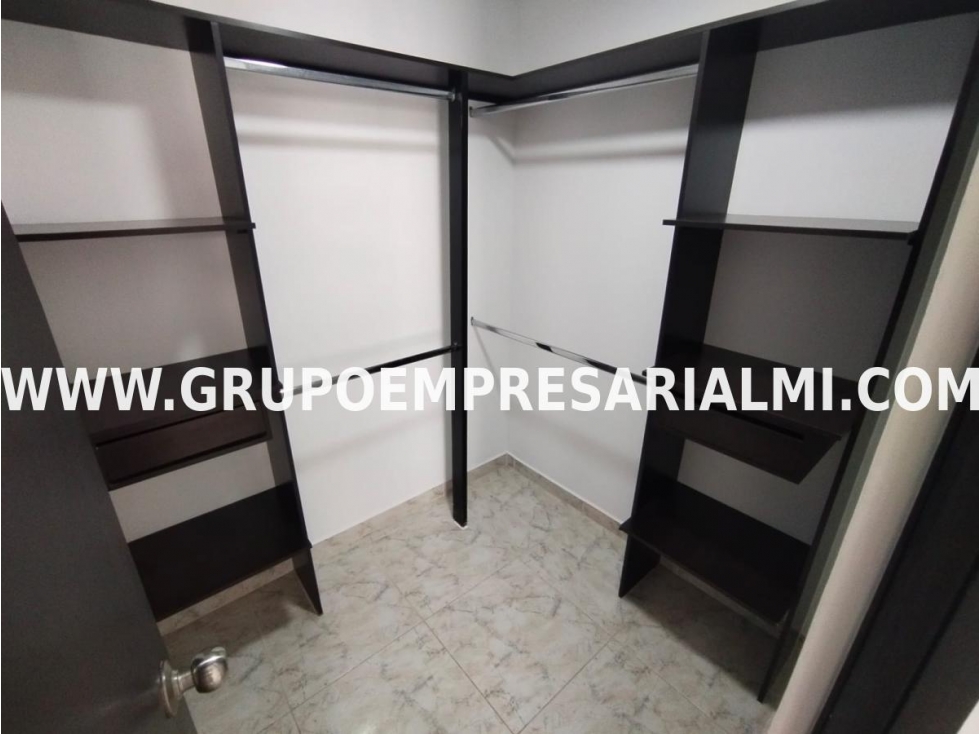 AGRADABLE APARTAMENTO EN ARRIENDO - SECTOR CIUDAD DEL RÍO COD: 31148 — foto 6