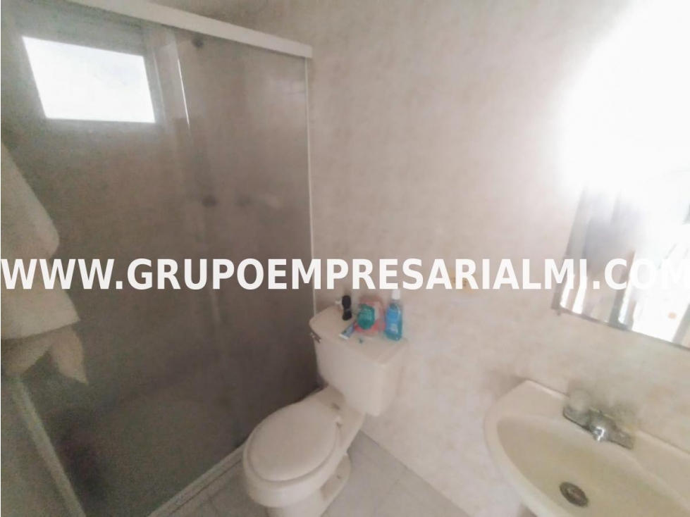 AGRADABLE APARTAMENTO EN ARRIENDO - SECTOR LOMA DEL INDIO COD: 32253 — foto 6