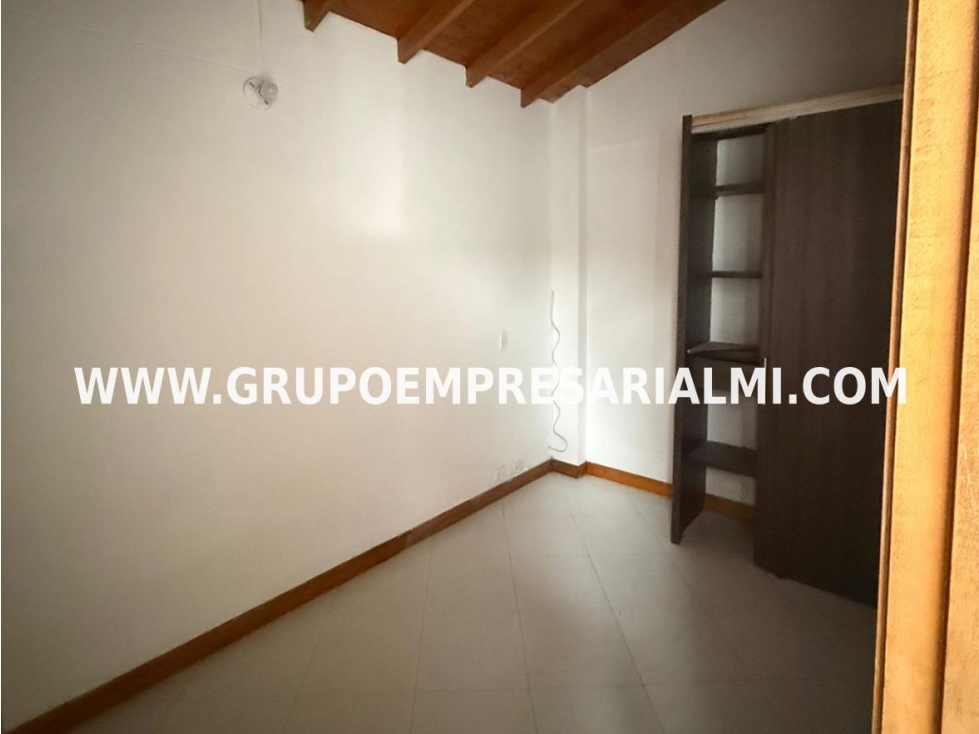 AGRADABLE APARTAMENTO EN ARRIENDO - SECTOR MESA COD: 32858 — foto 6