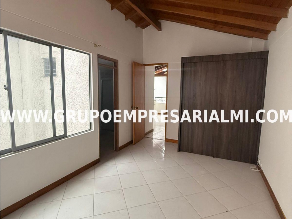 AGRADABLE APARTAMENTO EN ARRIENDO - SECTOR MESA COD: 32858 — foto 4