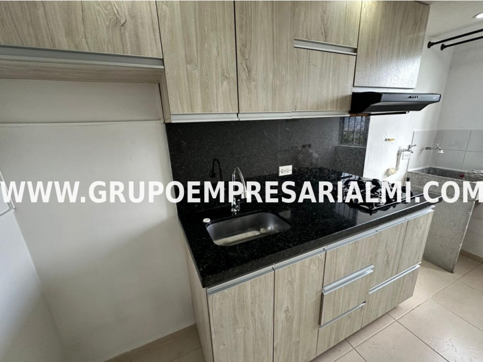 AGRADABLE APARTAMENTO EN ARRIENDO - SECTOR AL AURORA COD: 33694 — foto 3