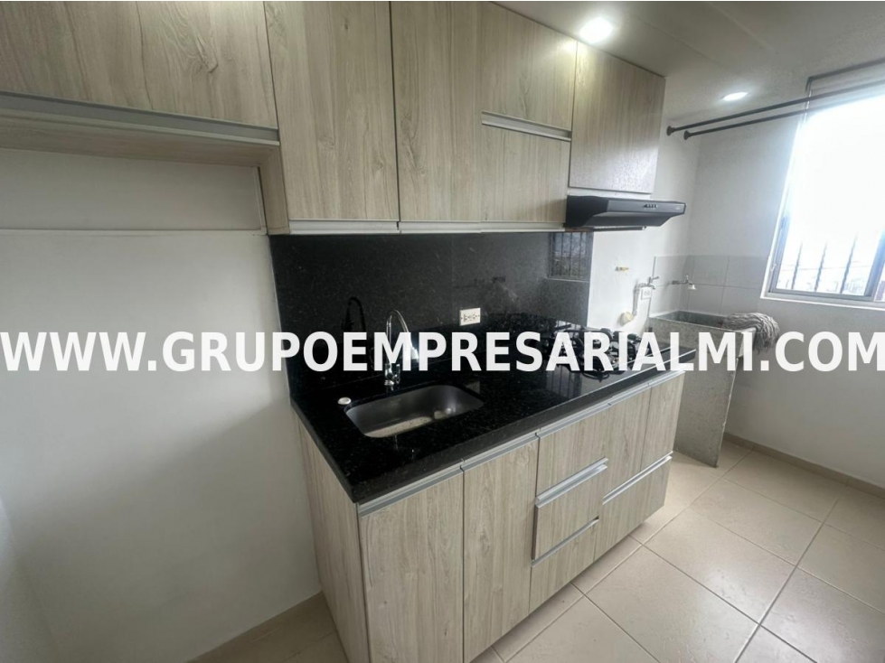 AGRADABLE APARTAMENTO EN ARRIENDO - SECTOR AL AURORA COD: 33694 — foto 4