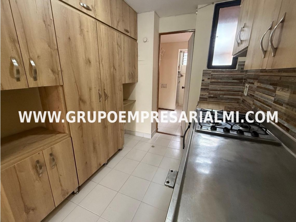AGRADABLE APARTAMENTO EN ARRIENDO - SECTOR SANTA GEMA COD: 33338 — foto 4