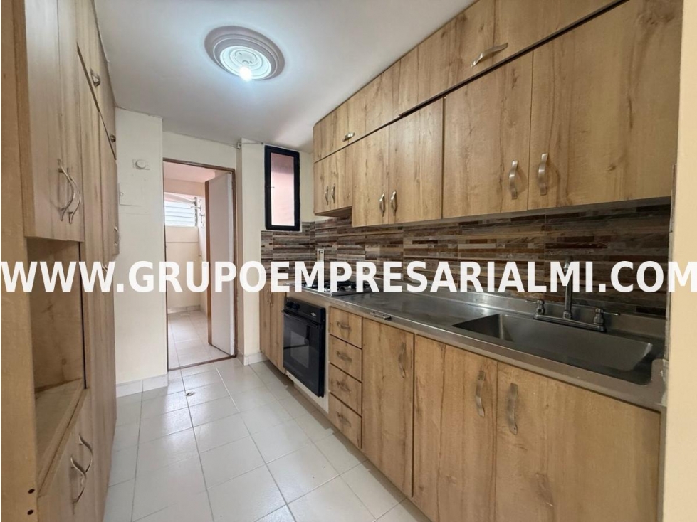 AGRADABLE APARTAMENTO EN ARRIENDO - SECTOR SANTA GEMA COD: 33338 — foto 3