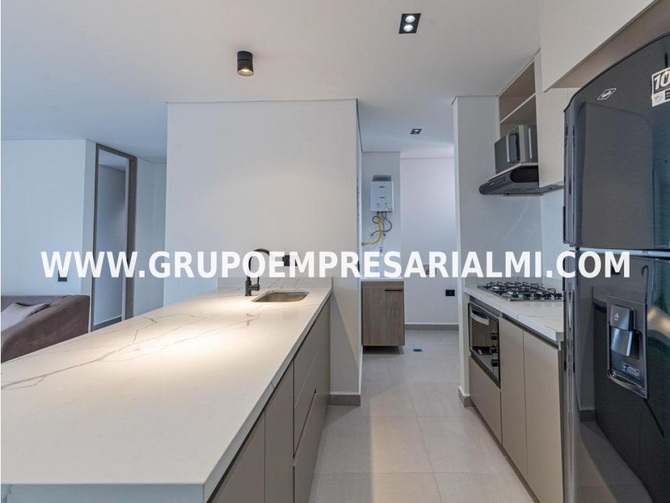 AGRADABLE APARTAMENTO EN ARRIENDO - SECTOR LOS ALPES COD: 33760 — foto 4