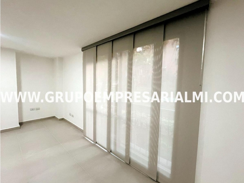 AGRADABLE APARTAMENTO EN ARRIENDO - SECTOR LAURELES COD: 33819 — foto 5
