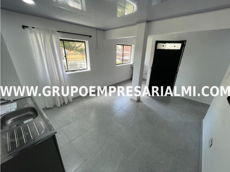 AGRADABLE APARTAMENTO EN ARRIENDO - SECTOR BUENOS AIRES COD: 32234