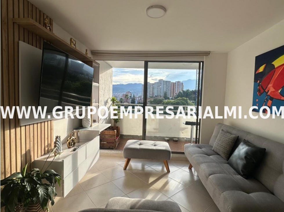 AGRADABLE APARTAMENTO EN VENTA - SECTOR LOS COLORES COD: 32298