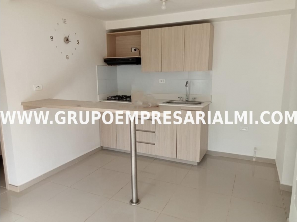 AGRADABLE APARTAMENTO EN VENTA - SECTOR CABAÑAS COD: 32518 — foto 3