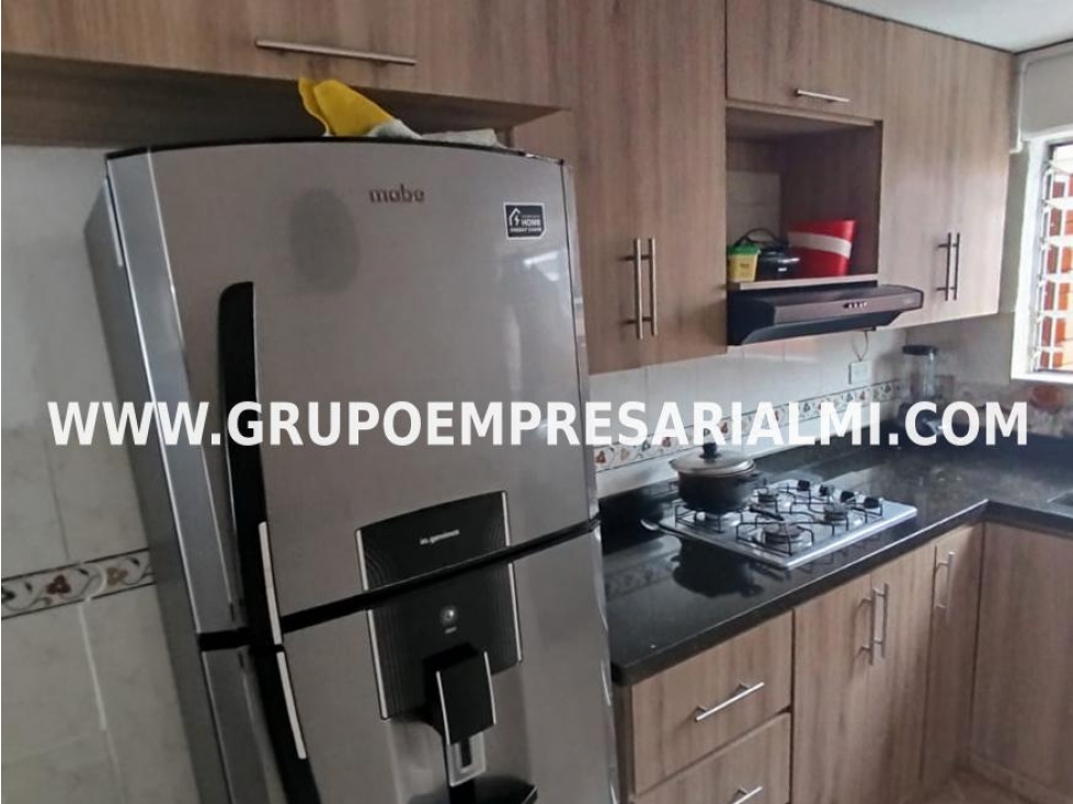 AGRADABLE APARTAMENTO EN VENTA - SECTOR LA MILAGROSA COD: 32724 — foto 5