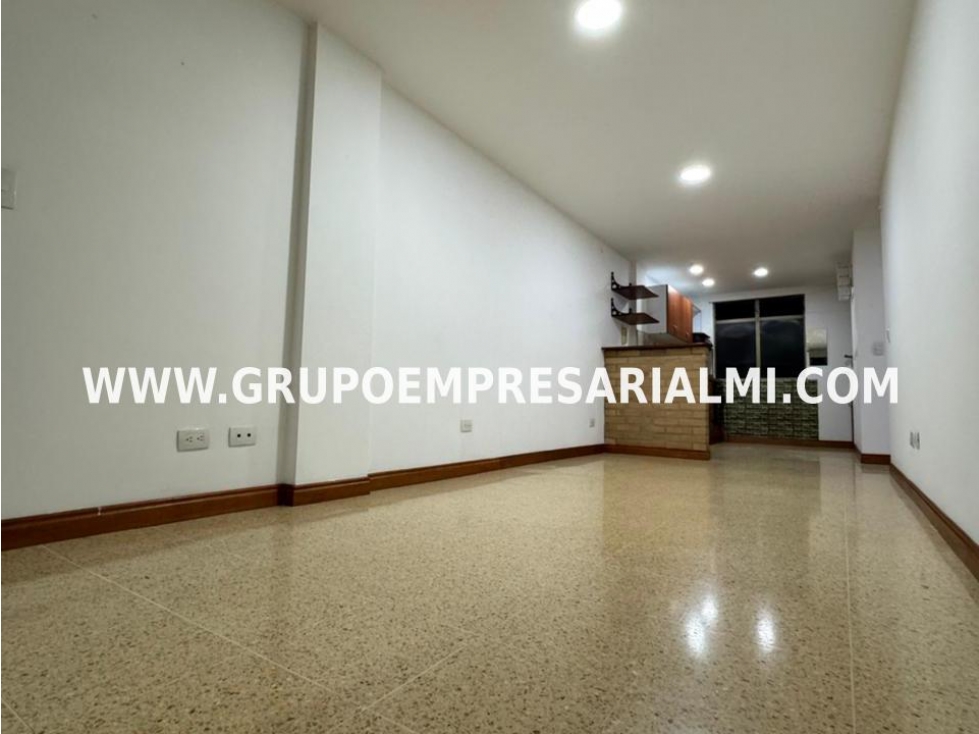 AGRADABLE APARTAMENTO EN VENTA - SECTOR MAYORCA COD: 32805