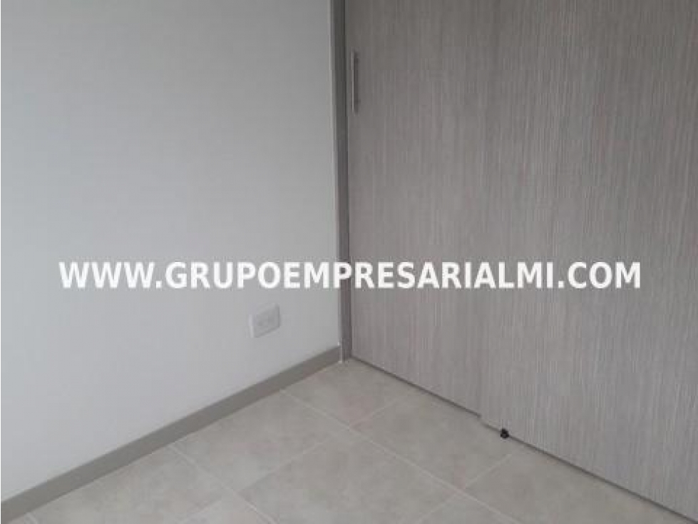 AGRADABLE APARTAMENTO EN VENTA - SECTOR LOMA DEL BARRO COD: 33254 — foto 3