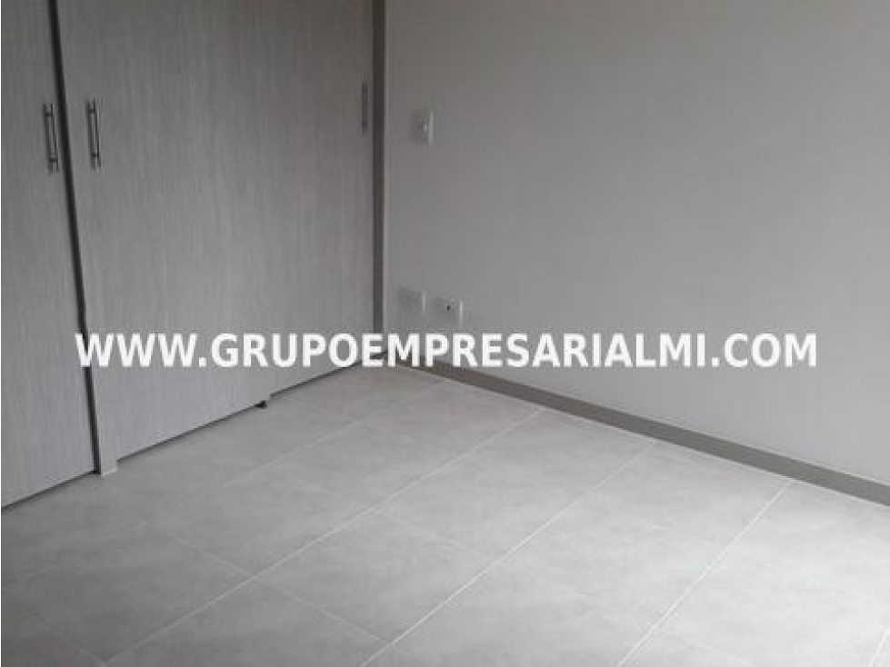 AGRADABLE APARTAMENTO EN VENTA - SECTOR LOMA DEL BARRO COD: 33254 — foto 4