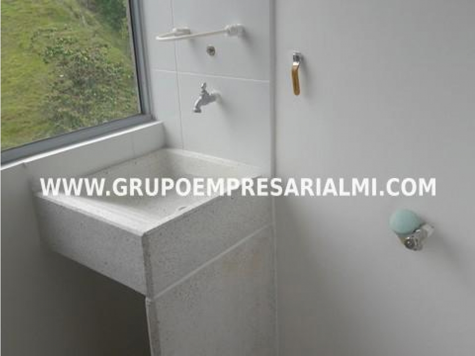 AGRADABLE APARTAMENTO EN VENTA - SECTOR LOMA DEL BARRO COD: 33254 — foto 6