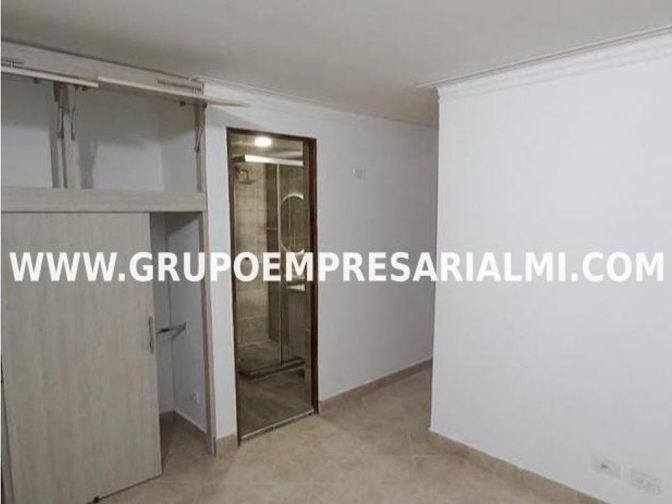 AGRADABLE APARTAMENTO EN VENTA - SECTOR LOMA DEL BARRO COD: 33588 — foto 4