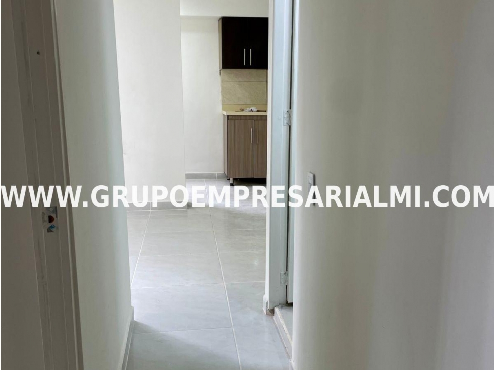 AGRADABLE APARTAMENTO EN VENTA - SECTOR LA AURORA COD: 33687 — foto 5