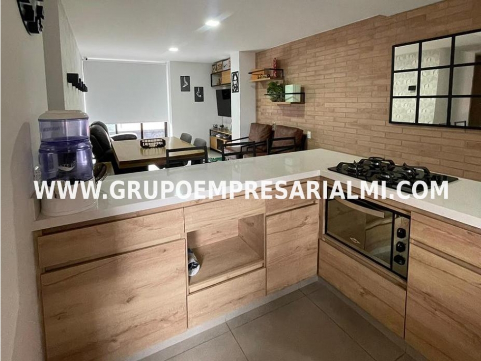 AGRADABLE APARTAMENTO EN VENTA - SECTOR MIRAVALLE COD: 33692 — foto 2